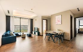 Hi-Home Suites - Ngoai Giao Doan At West Lake Starlake
